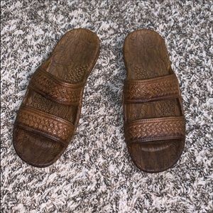 Pali sandals